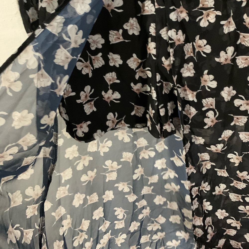 Dress/Romper - Picture 5 of 6